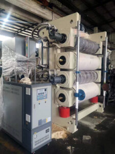 4 rollers embossing machine